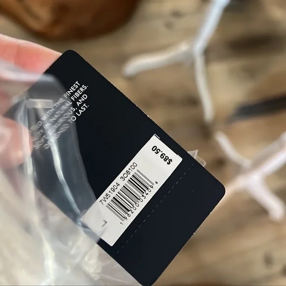 🛑 1 hour sale. 🎉Lucky Brand, floral sweater, color: marshmallow - Picture 9 of 10